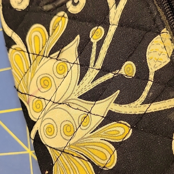 Vera Bradley Quilted Wallet 8 x 4.5 - Picture 8 of 8